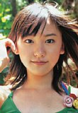 YuiAragaki006.jpg