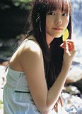 YuiAragaki041.jpg